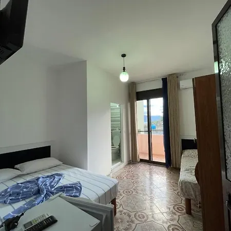 Penzion Vila Osmenaj Rent Or Vlorë