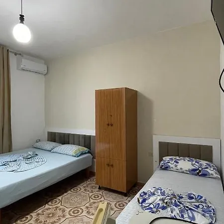 Vila Osmenaj Rent Or Maison d'hôtes