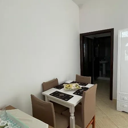 Maison d'hôtes Vila Osmenaj Rent Or *