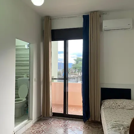 Vila Osmenaj Rent Or Guest house